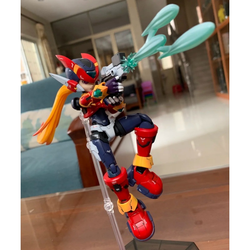 Genuine Eastern Model Rockman  - đánh giá và giá Model Kit Zero Megaman