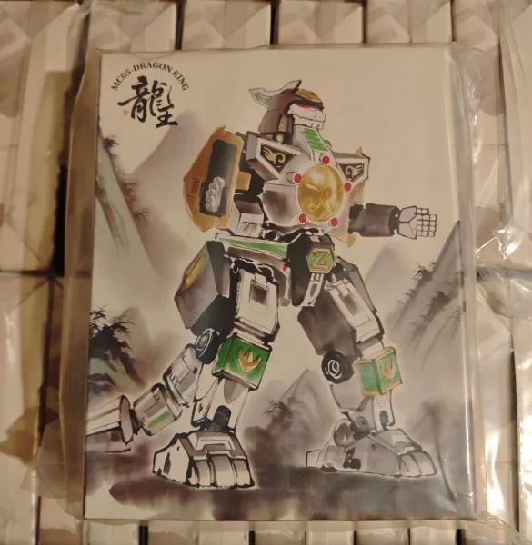 In Stock Lucky Cat MICRO COSMO - đánh giá và giá Model Kit Voltron