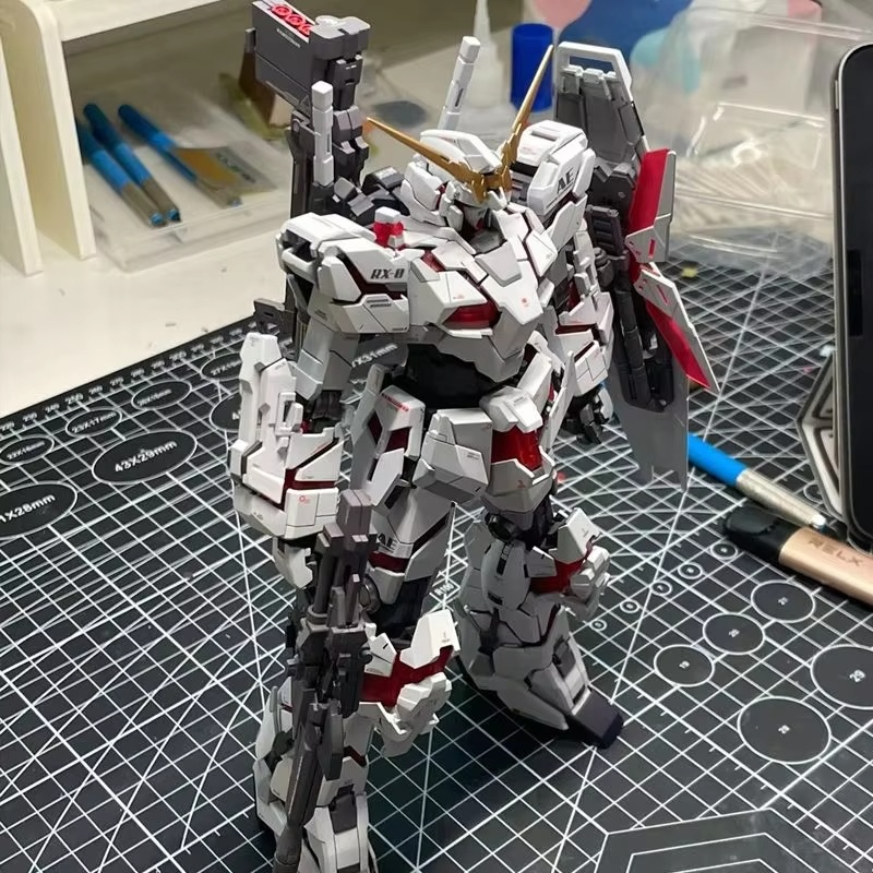 In Stock Hg 1/144 Rx-0 Unicorn - đánh giá và giá Model Kit Gundam Wing