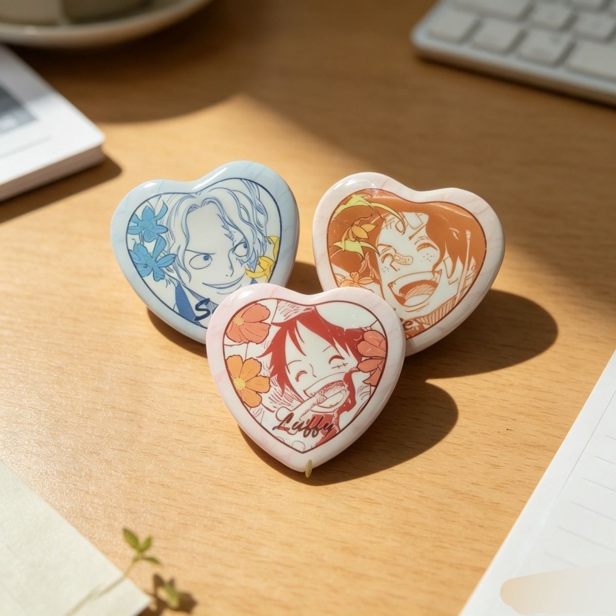One Piece Luffy Ace Love Badge - đánh giá và giá Model Kit One Piece