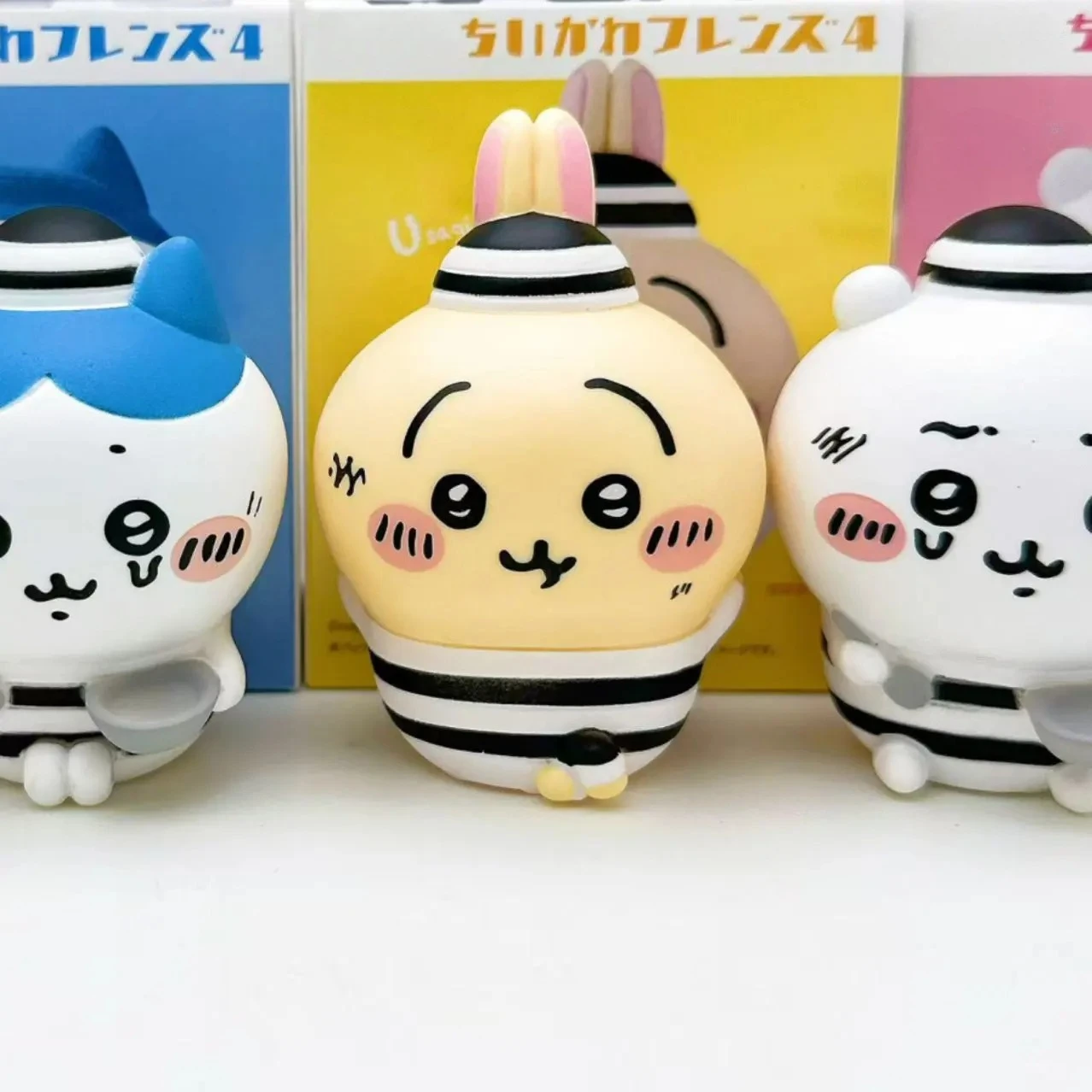 CKW JIYI Friends Series 4 Blin - đánh giá và giá Model Kit Display